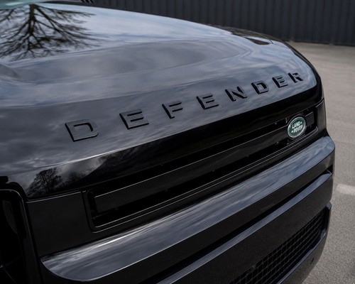Gloss black defender land - black,